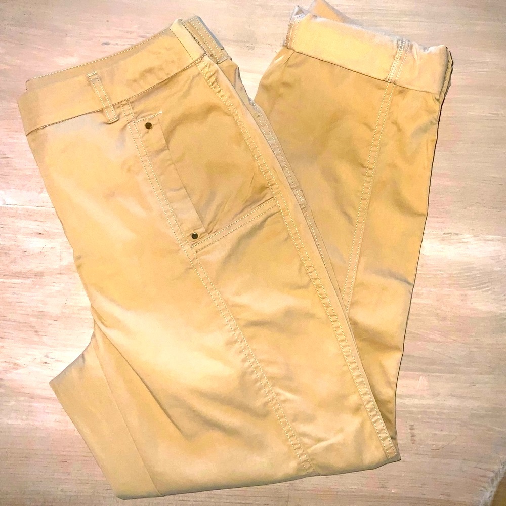Chico’s tan khaki ankle pants | Size 00 | Like size 2